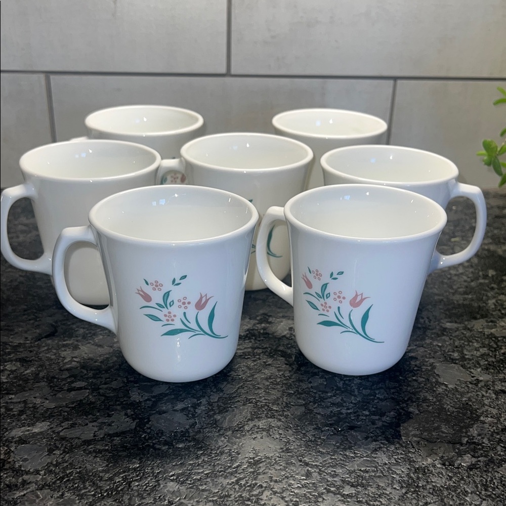 Corning FOR CORELLE Set of 7 cups. Rosemarie Floral White Ceramic Mugs Set